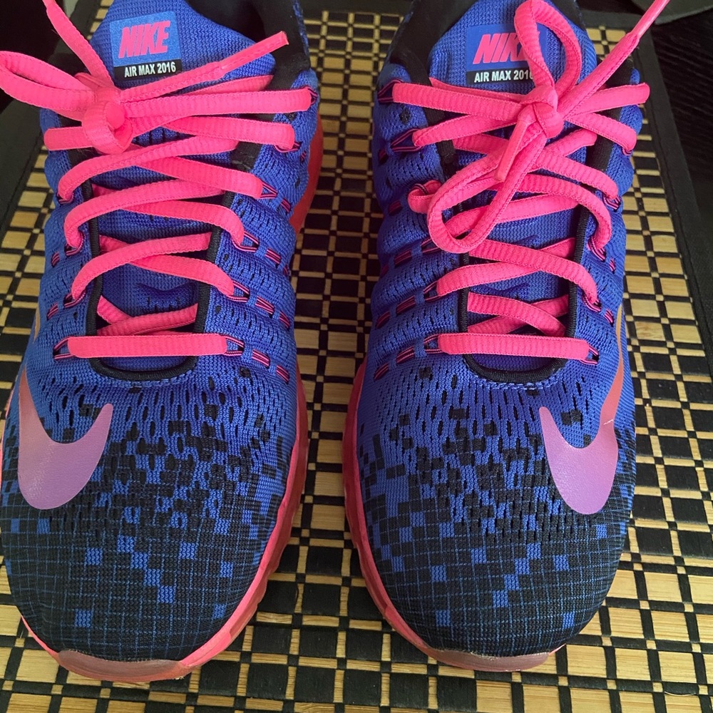Nike Air Max 2016